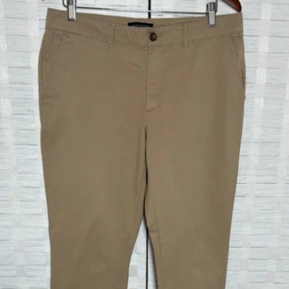 Banana Republic Girlfriend Fit - Picture 2 of 4